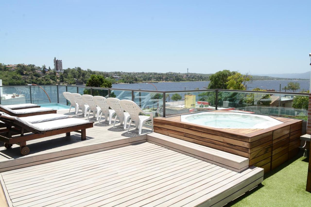 Costalago Suites- By Hvh Villa Carlos Paz Extérieur photo