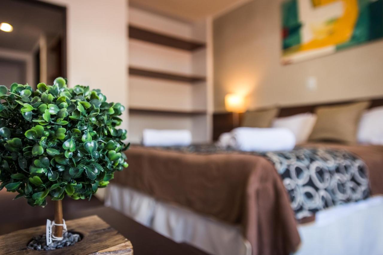 Costalago Suites- By Hvh Villa Carlos Paz Extérieur photo