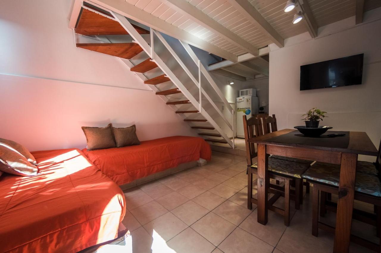 Costalago Suites- By Hvh Villa Carlos Paz Extérieur photo