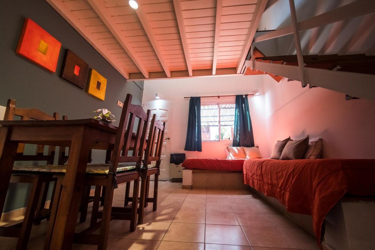 Costalago Suites- By Hvh Villa Carlos Paz Extérieur photo